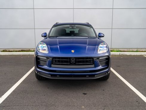 New 2026 Porsche Macan image 6