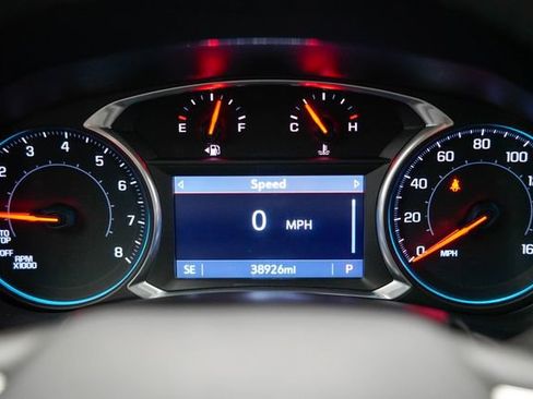 Used 2020 Chevrolet Equinox Premier AWD/4WD image 32