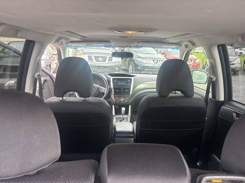 Used 2012 Subaru Forester 2.5X Premium w/ All-Weather Pkg AWD/4WD image 18