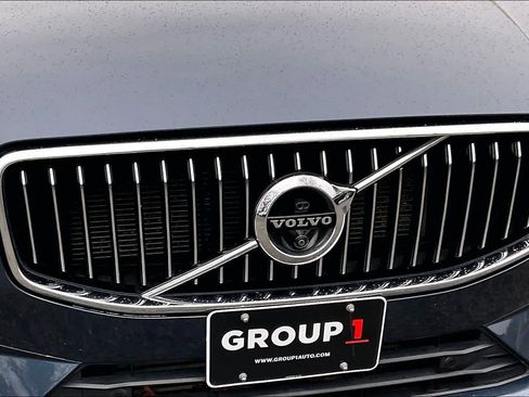 Used 2018 Volvo XC60 T6 Inscription w/ Convenience Package image 32