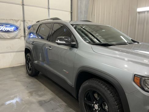 Used 2023 GMC Acadia AT4 w/ Technology Package image 4