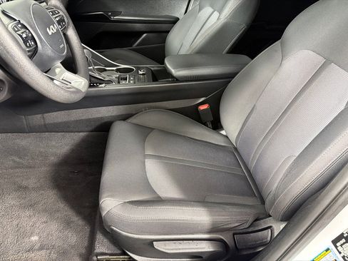 Used 2022 Kia K5 LX FWD image 12