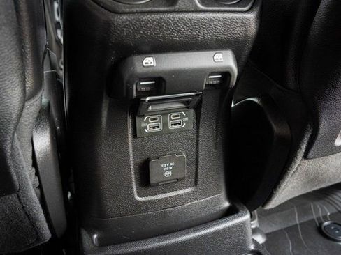 Used 2021 Jeep Wrangler Unlimited Rubicon image 29