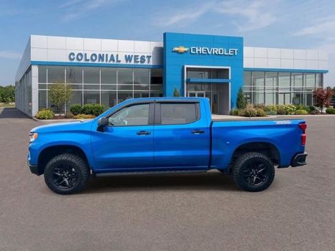Used 2023 Chevrolet Silverado 1500 LT Trail Boss w/ LPO, Dark Essentials Package AWD/4WD image 4