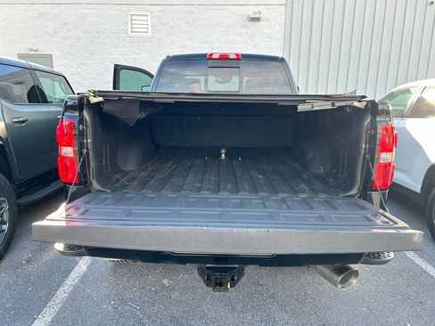 Used 2019 GMC Sierra 3500 Denali w/ Duramax Plus Package image 28