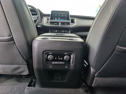 Used 2024 Chevrolet Tahoe RST RWD image 31