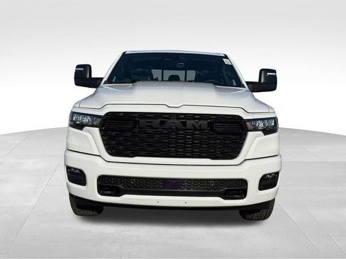 New 2026 RAM 1500 Express AWD/4WD image 9