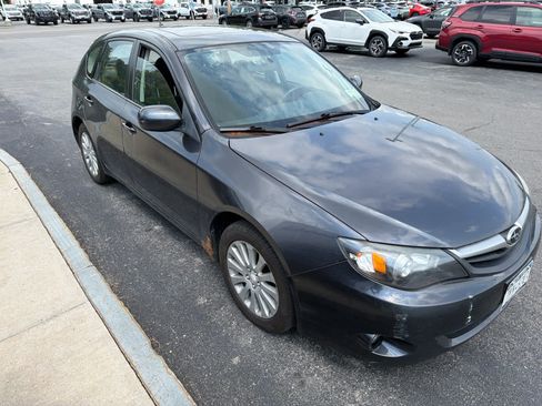 Used 2010 Subaru Impreza 2.5i Premium AWD/4WD image 6