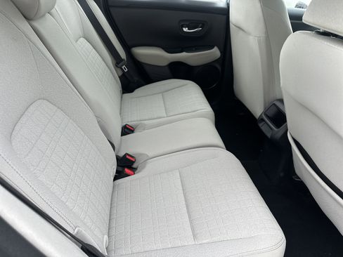 Used 2024 Honda HR-V LX image 14