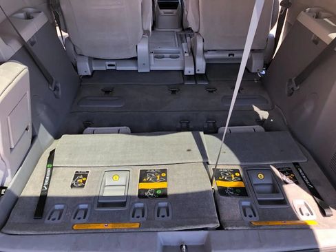 Used 2012 Toyota Sienna LE FWD image 30
