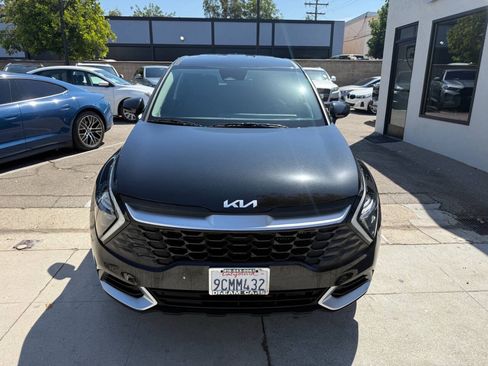 Used 2023 Kia Sportage LX AWD/4WD image 5