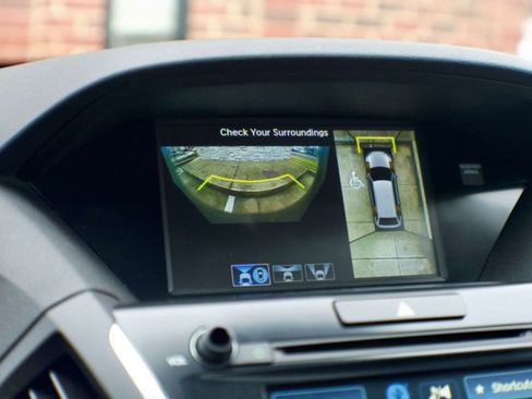 Used 2017 Acura MDX SH-AWD w/ Advance Package image 25