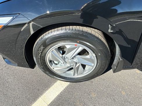 New 2026 Hyundai Elantra SE image 21