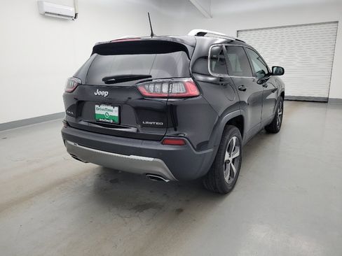 Used 2019 Jeep Cherokee Limited w/ Technology Group AWD/4WD image 9