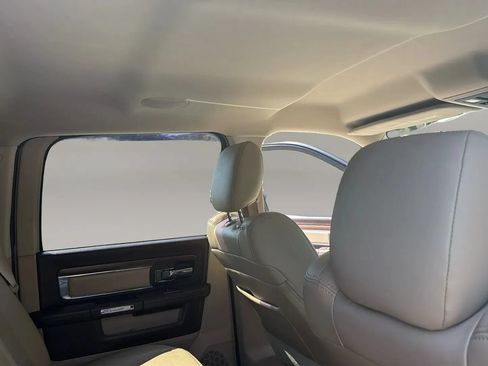 Used 2014 RAM 1500 Laramie AWD/4WD image 35