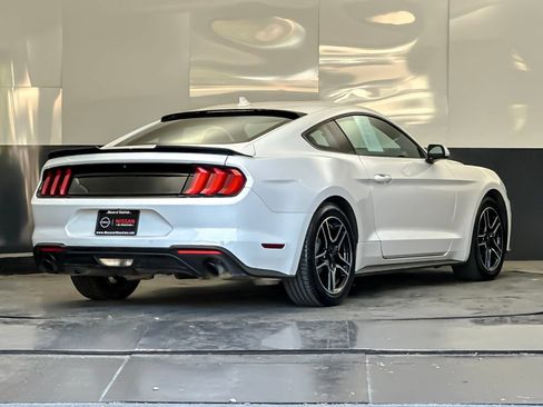 Used 2022 Ford Mustang Premium RWD image 3