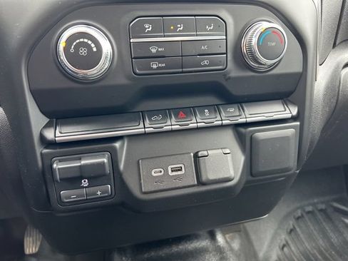 Used 2022 GMC Sierra 3500 Pro w/ Convenience Package RWD image 22