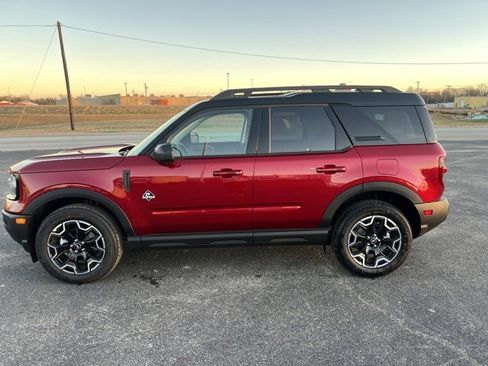 New 2025 Ford Bronco Sport Outer Banks w/ Outer Banks Tech Package+ image 4