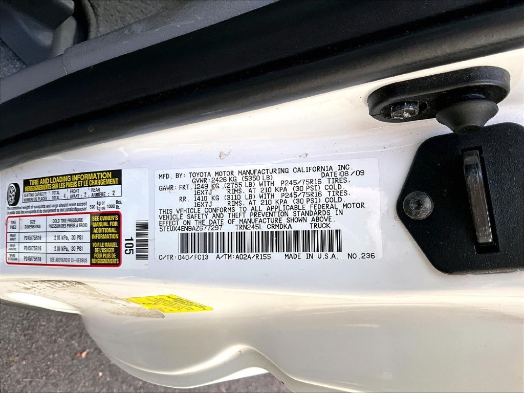 Used 2010 Toyota Tacoma 4x4 Access Cab image 9