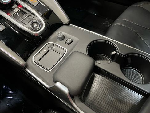 Certified 2022 Acura TLX w/ Technology Package image 9