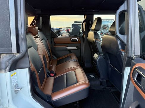 Used 2021 Ford Bronco Outer Banks image 33