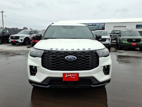 New 2026 Ford Explorer ST-Line image 4