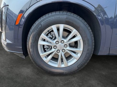 Used 2025 Cadillac XT6 Luxury AWD/4WD image 4