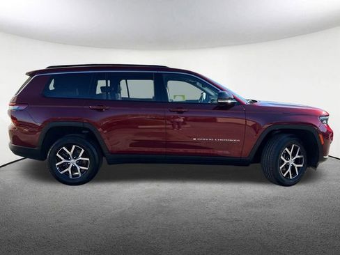 Used 2024 Jeep Grand Cherokee L Limited image 15