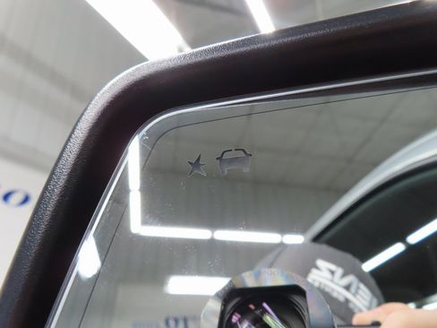 Used 2023 Chevrolet Silverado 1500 ZR2 w/ Technology Package image 79