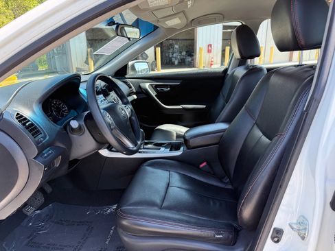 Used 2014 Nissan Altima 2.5 S image 2