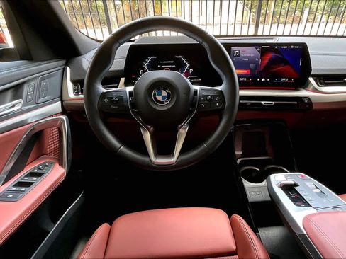 Used 2026 BMW X2 xDrive28i image 5