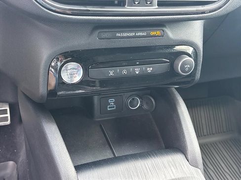Used 2023 Ford Escape ST-Line w/ Tech Pack #1 AWD/4WD image 18