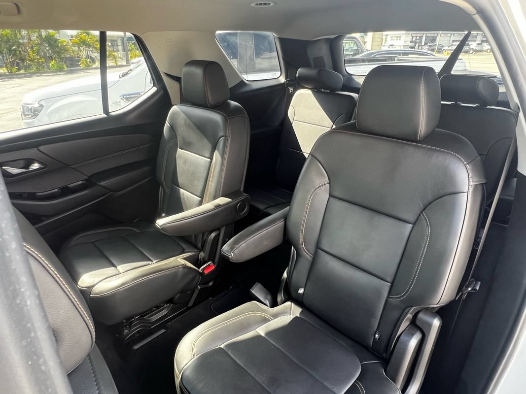 Used 2020 Chevrolet Traverse LT w/ LT Premium Package AWD/4WD image 25