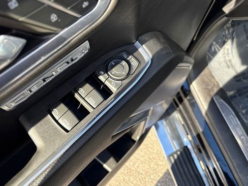 Used 2022 GMC Sierra 1500 Denali image 22