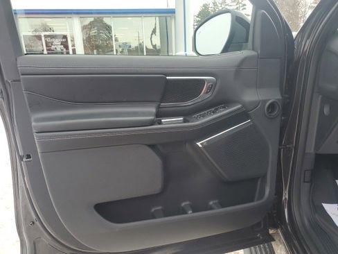 New 2025 Ford Expedition Platinum w/ Stealth Performance Package image 25