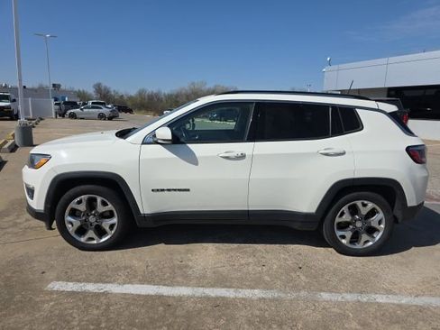 Used 2021 Jeep Compass Limited image 2