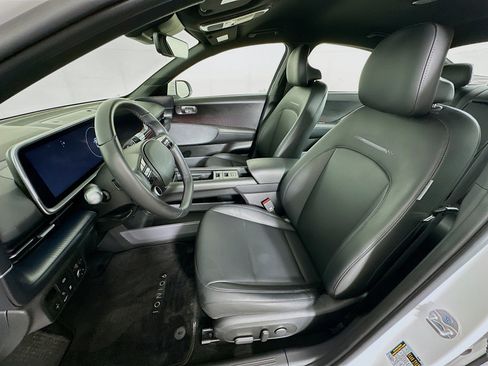 Used 2024 Hyundai Ioniq 6 SEL image 13