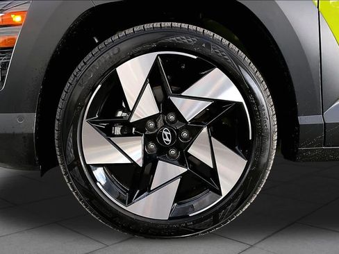 Used 2026 Hyundai Kona Limited FWD image 11