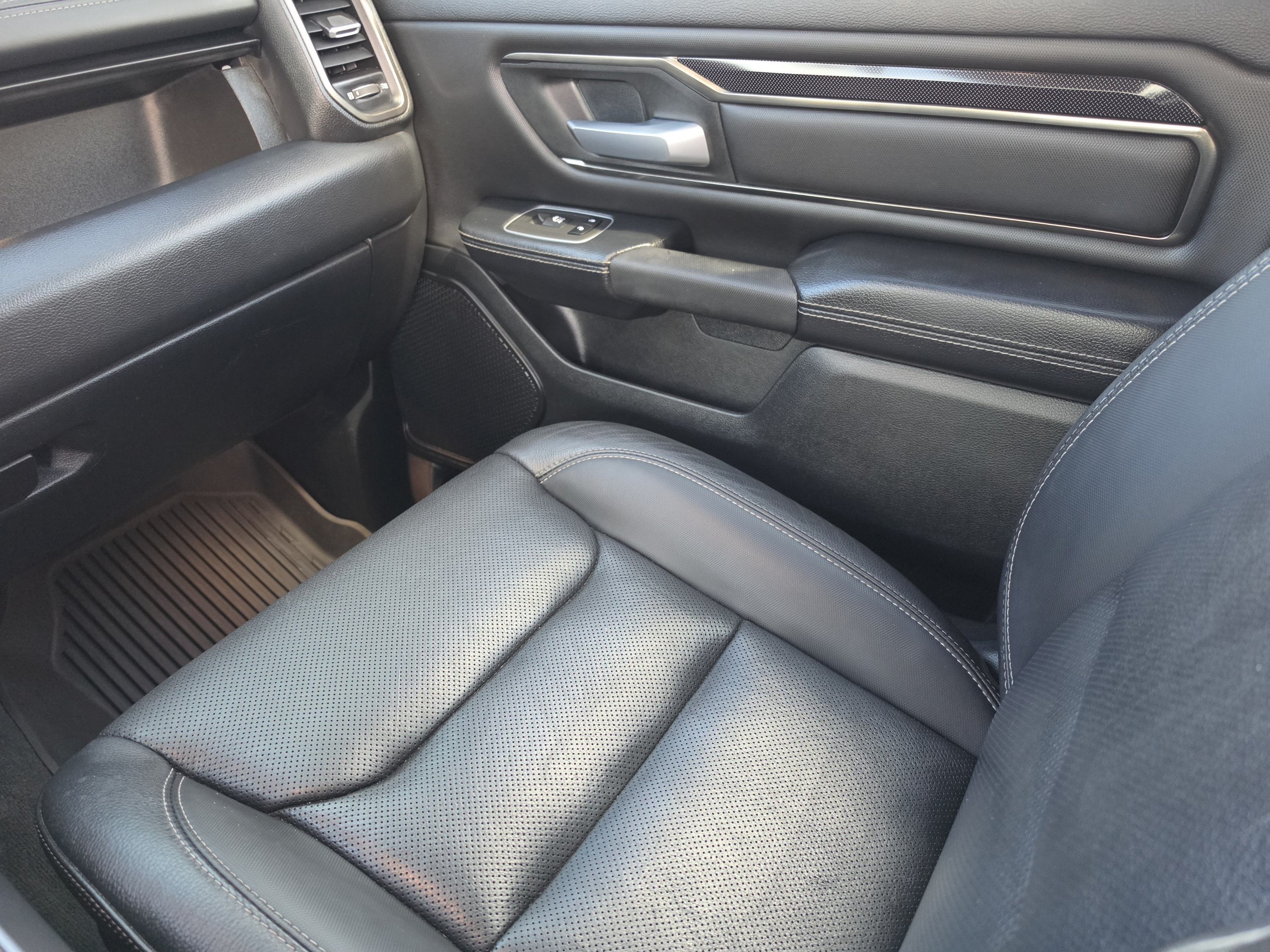Used 2021 RAM 1500 Rebel w/ Rebel Level 2 Equipment Group AWD/4WD image 22