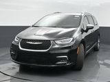 New 2026 Chrysler Pacifica Pinnacle image 3
