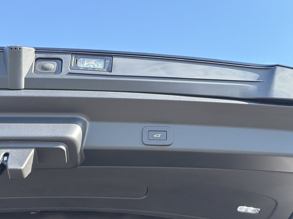 New 2027 Land Rover Range Rover Sport Dynamic SE AWD/4WD image 13