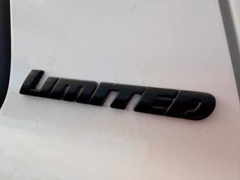 Used 2020 Toyota Sequoia Limited w/ Safety & Convenience Package AWD/4WD image 14