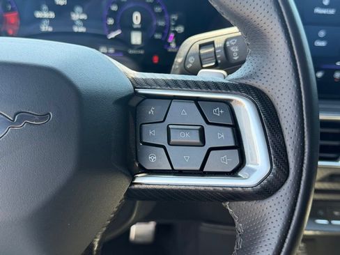 Used 2025 Ford Mustang GT Premium RWD image 19