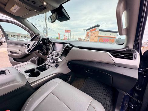 Used 2018 Chevrolet Tahoe LT AWD/4WD image 40