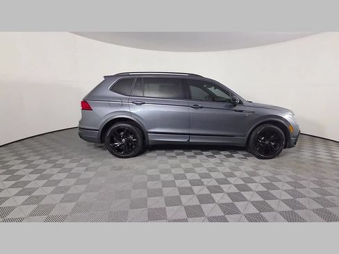 Used 2024 Volkswagen Tiguan SE R-Line FWD image 36