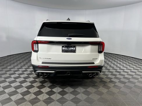 Used 2025 Ford Explorer Platinum w/ Ultimate Package image 7