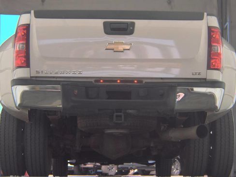 Used 2008 Chevrolet Silverado 3500 LTZ image 7