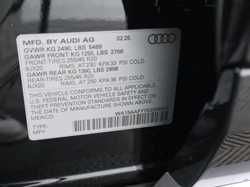 Used 2025 Audi Q5 2.0T Premium Plus w/ Premium Plus Package image 34