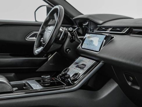 Used 2019 Land Rover Range Rover Velar R-Dynamic SE AWD/4WD image 23