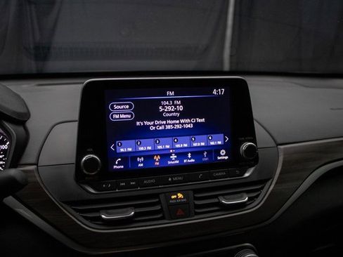 Used 2024 Nissan Altima 2.5 SV image 35